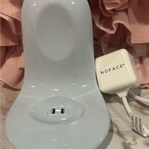 NuFACE White Charging Cradle